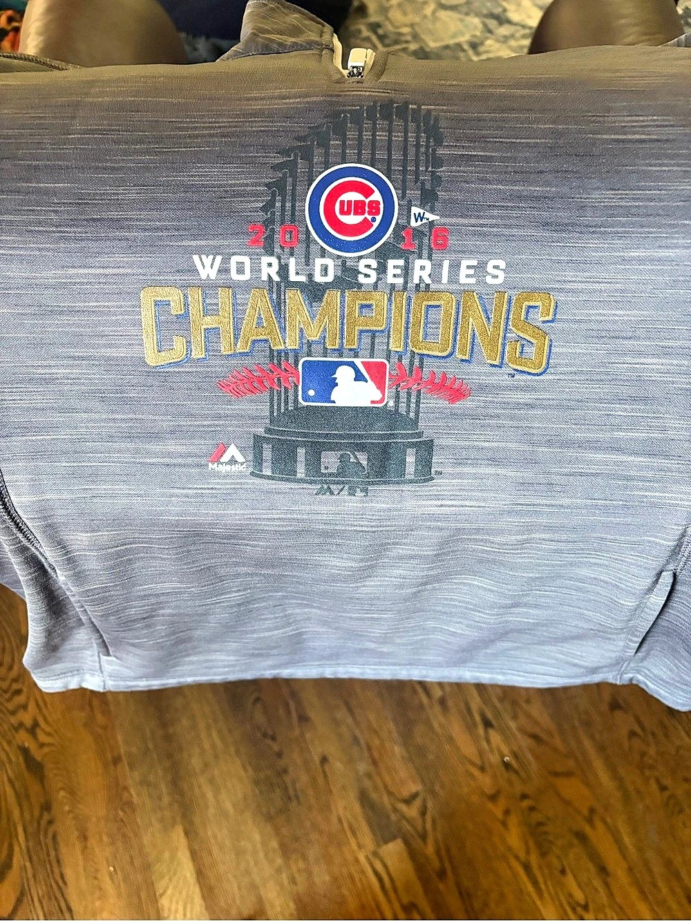 Majestic 2016 World Series Champions MLB Chicago Cubs pullover size M